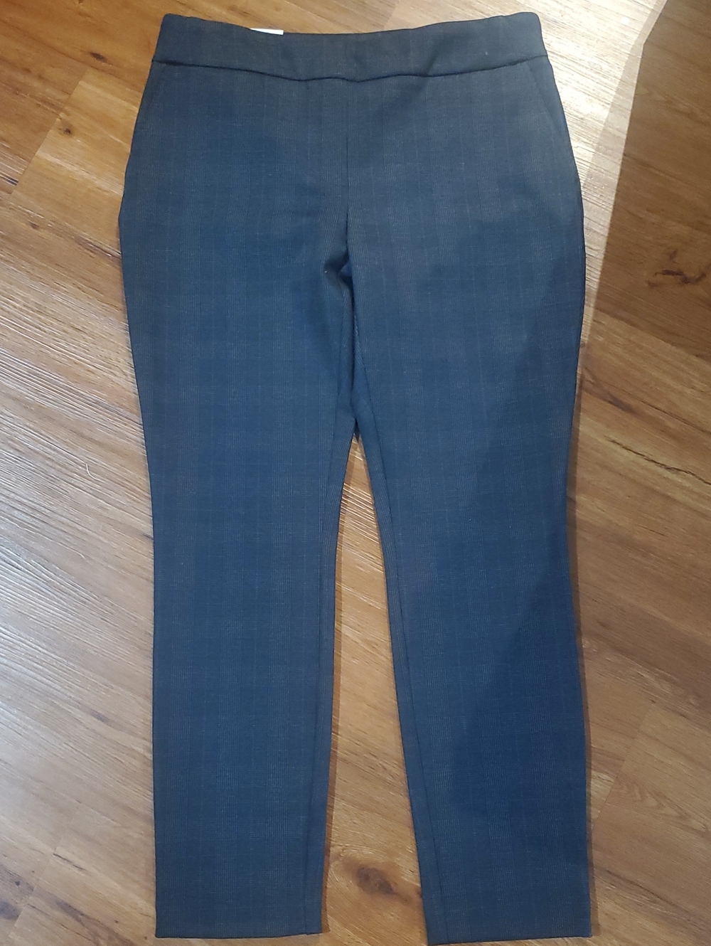 Dalia Women's Dress Pants in Charcoal Plaid